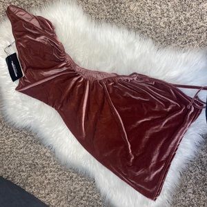 Pretty little thing dress